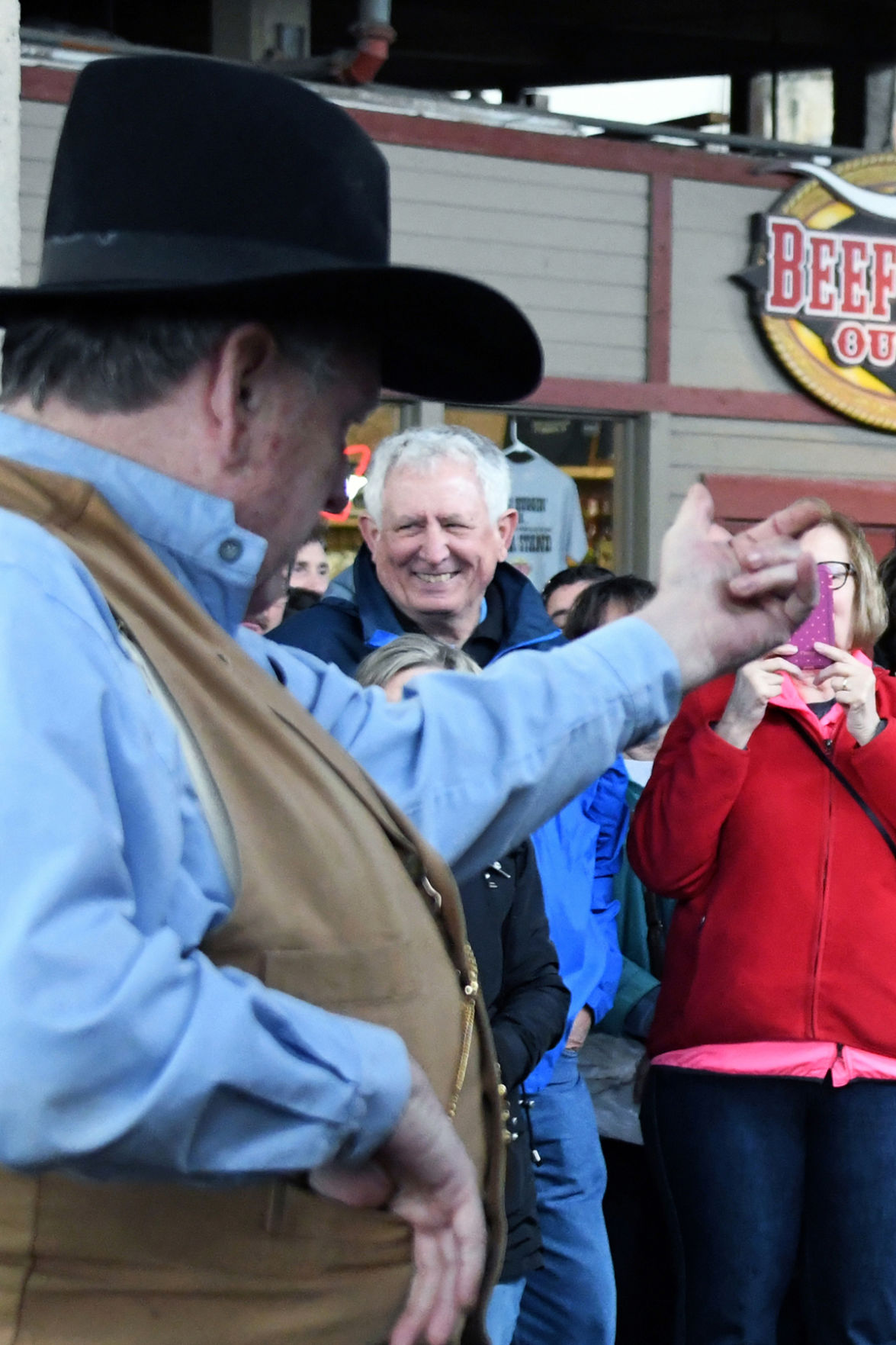 045 Wally and Donna Driewer enjoy the cowboy fun..JPG